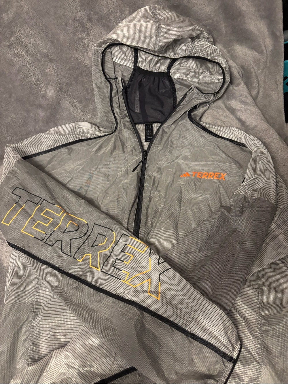 Adidas TERREX Agravic Windweave Pro trail running windbreaker
